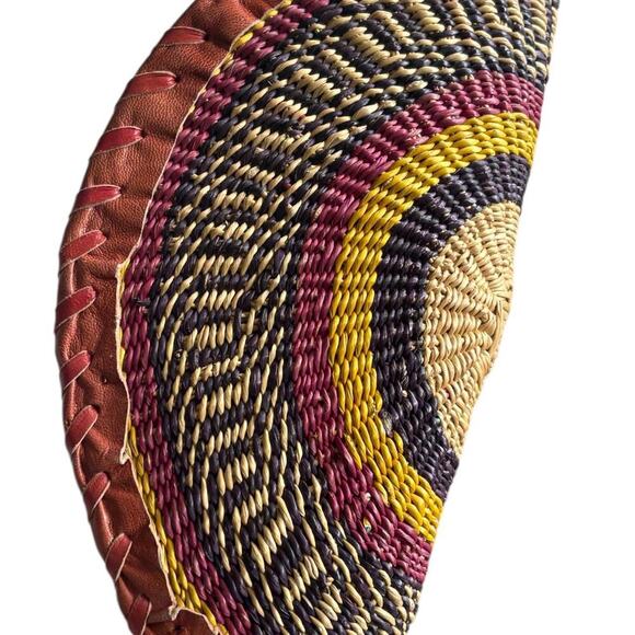 Boho Straw Clutch Leather Trim Zipper Wristlet Strap Unique Half-Moon Shape - Picture 3 of 5